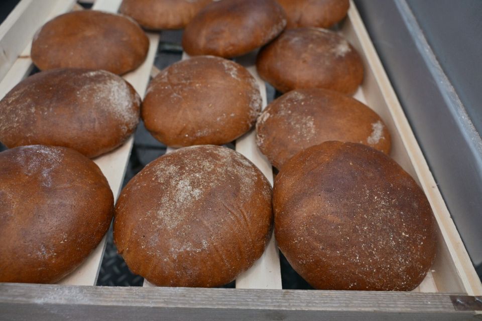 На Макеевском хлебозаводе №12, входящем в состав ООО «Мир хлеба», в рамках партийной инициативы «Выбирай свое» началось производство нового вида хлеба На Макеевском хлебозаводе №12, входящем в состав ООО «Мир хлеба», в рамках партийной инициативы «Выбирай свое» началось производство нового вида хлеба