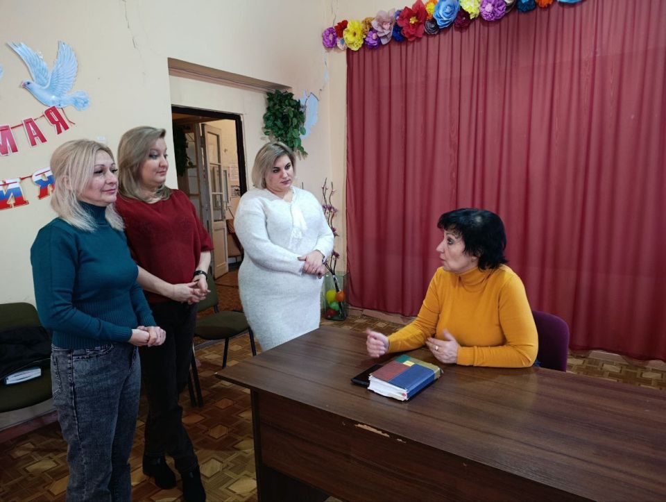 Валентина Харлашка: Сегодня, 5 декабря в Червоногвардейском районе провела встречу с жителями жилого массива Карла Маркса Валентина Харлашка: Сегодня, 5 декабря в Червоногвардейском районе провела встречу с жителями жилого массива Карла Маркса