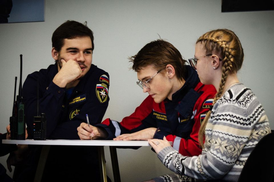 �������� ����� ���������� ������ � ������������ ����� ������������ � �������� ������������ �������