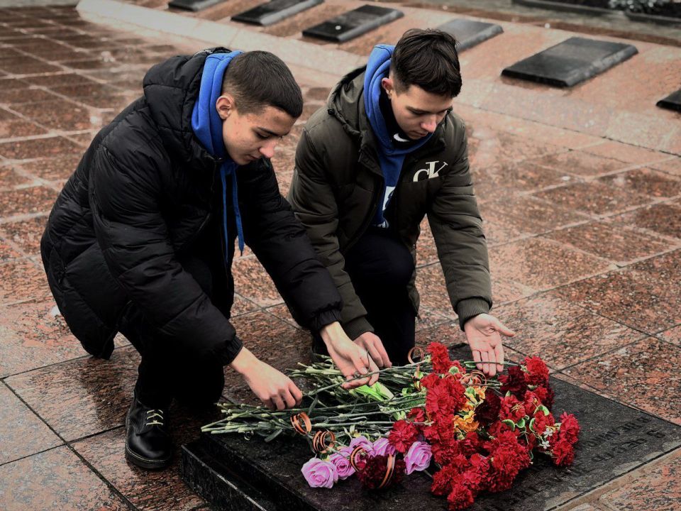 � �������� �������� ��������� ����� � ������� ���� � ���� ������ ���������