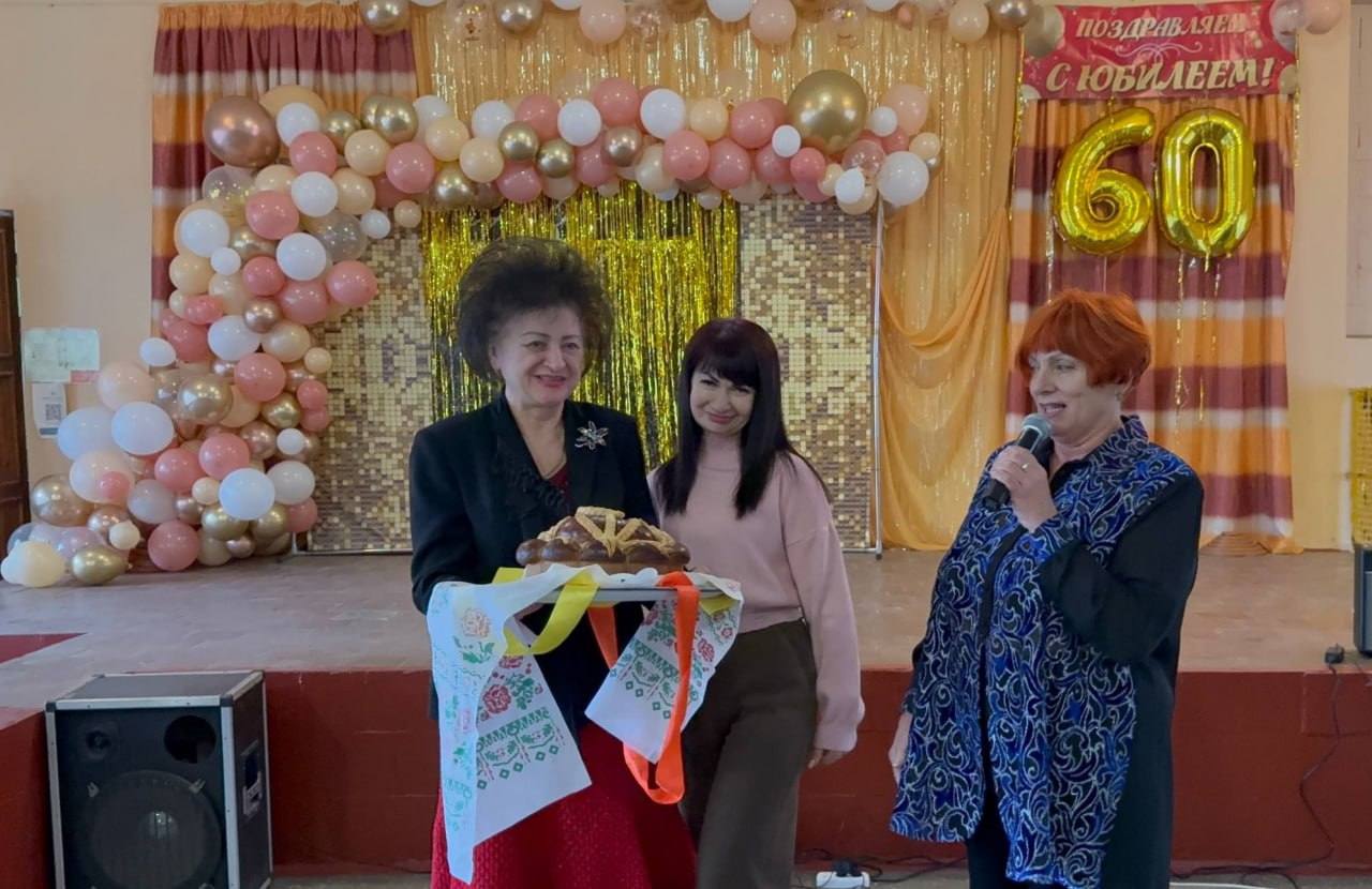 5 декабря в ГБОУ "СШ №18 Г.О. МАКЕЕВКА" царила атмосфера праздника и торжества! 5 декабря в ГБОУ "СШ №18 Г.О. МАКЕЕВКА" царила атмосфера праздника и торжества!