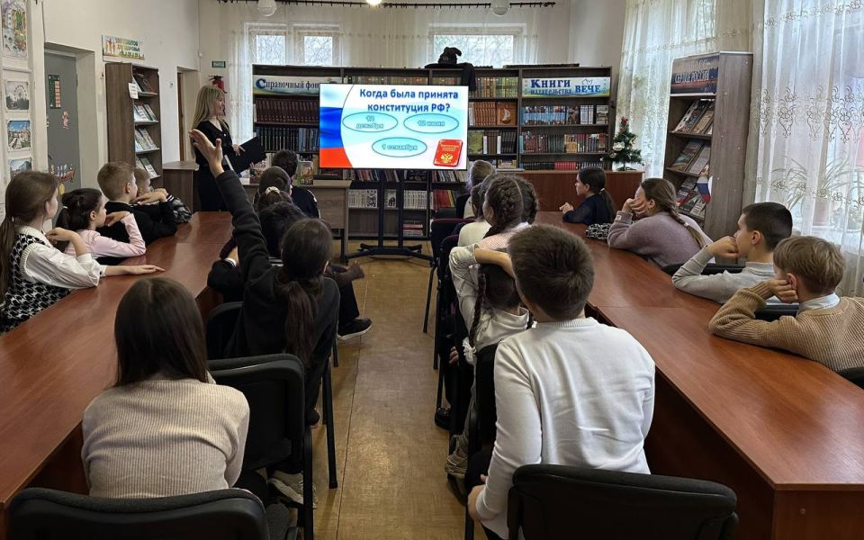 12 �������, � ������� ���������� �� .�. �. ������� ��� �������� 4-� ������ ���� �������� ����� �59 �.�. �������� ��������� ��������� "��� ���� �����"