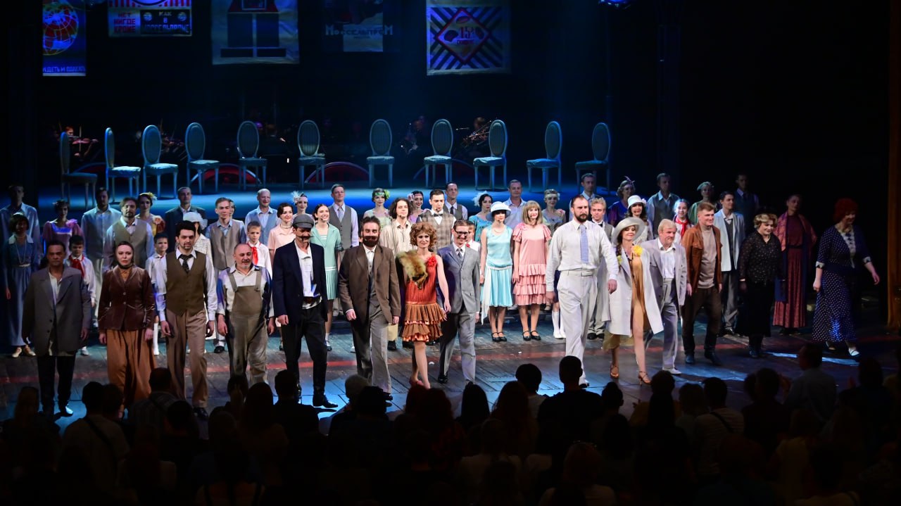 Александр Подгорный: Донецкая муздрама проводит свой 99-й предъюбилейный сезон с обновленной технической базой Александр Подгорный: Донецкая муздрама проводит свой 99-й предъюбилейный сезон с обновленной технической базой