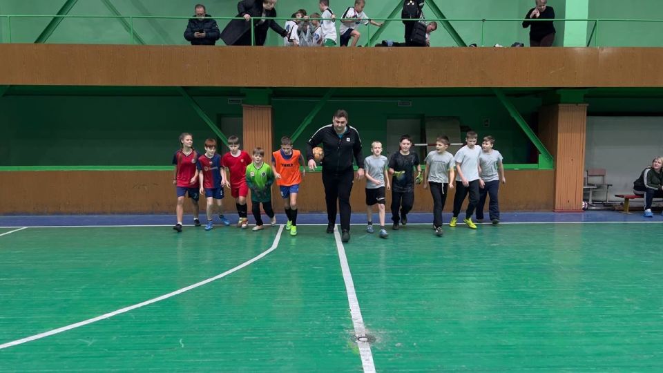 9 �������, � ������ �������� �� ���� ���� ��� � 49� ������ ������ ���� ��������� ����� ����������� �� ����-������� ����� �������� 5�6 �������