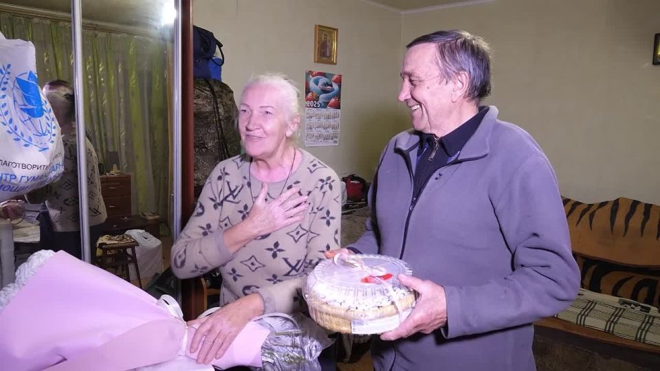 Подарок на золотую свадьбу – от Единой России