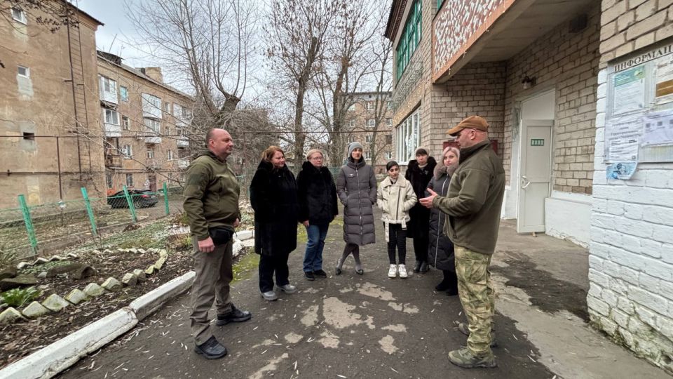 Павел Минаков и Игорь Матрус провели встречу с коллективом «Центра социального обслуживания населения центрально-городского района Макеевки»