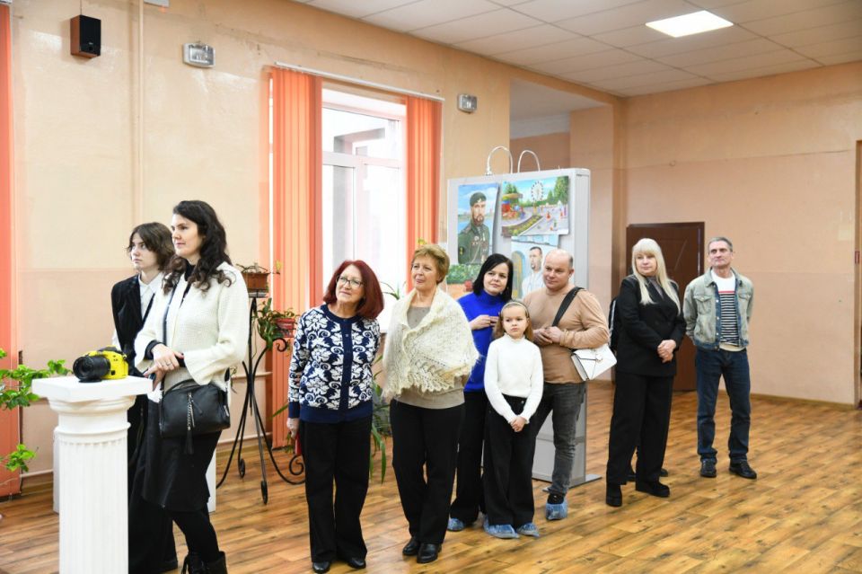 24 декабря в Макеевке состоялось награждение победителей городского конкурса юных художников «Донбасс – моя любовь» 24 декабря в Макеевке состоялось награждение победителей городского конкурса юных художников «Донбасс – моя любовь»