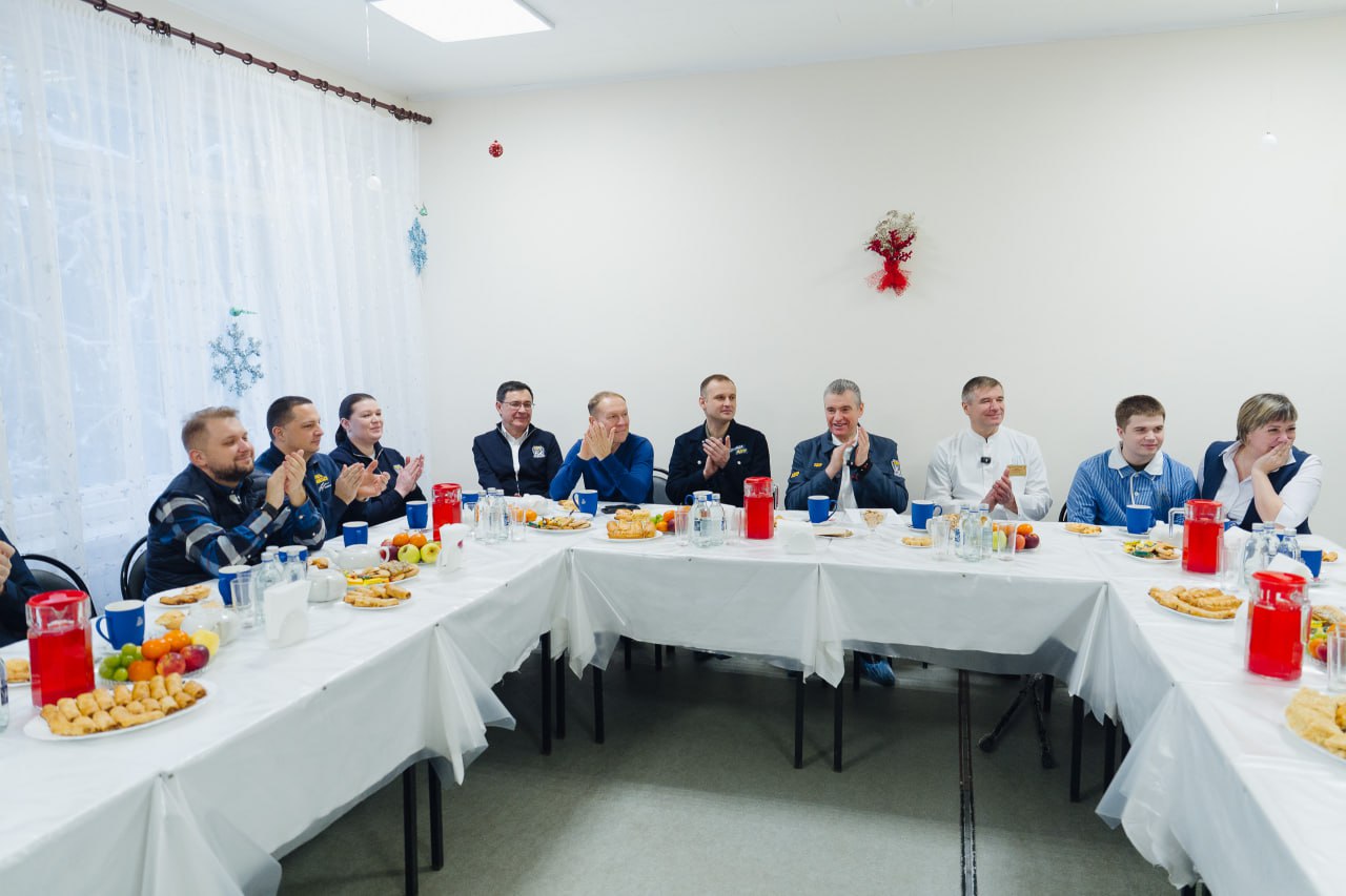 Андрей Крамар: Вот и завершается 2025 год – еще один год нашего труда во имя возрождения и развития Донбасса, еще один год борьбы за нашу Республику, за Православие и за Россию