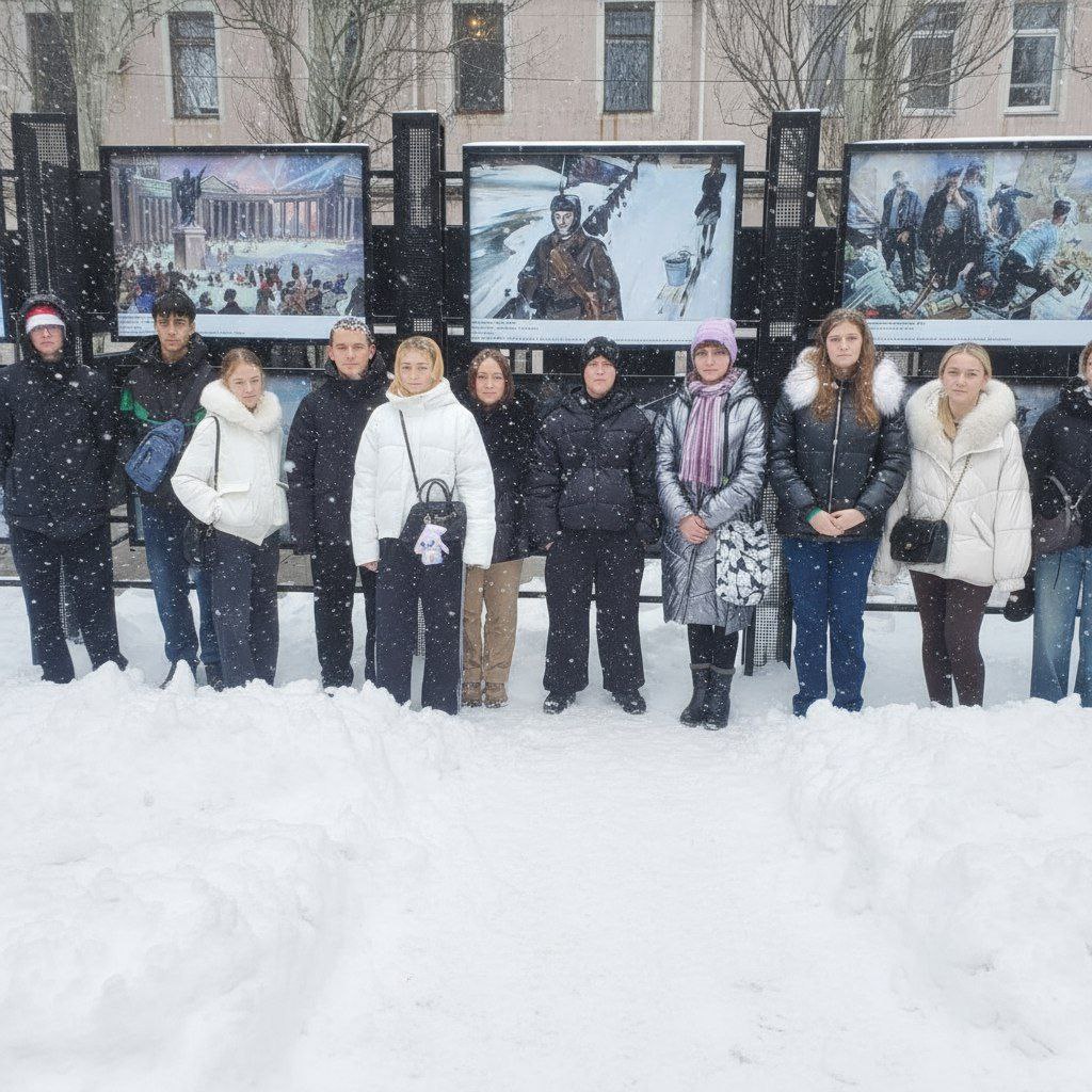 Зимние каникулы — возможность отдохнуть, восстановить силы и заняться тем, что приносит радость и удовольствие Зимние каникулы — возможность отдохнуть, восстановить силы и заняться тем, что приносит радость и удовольствие