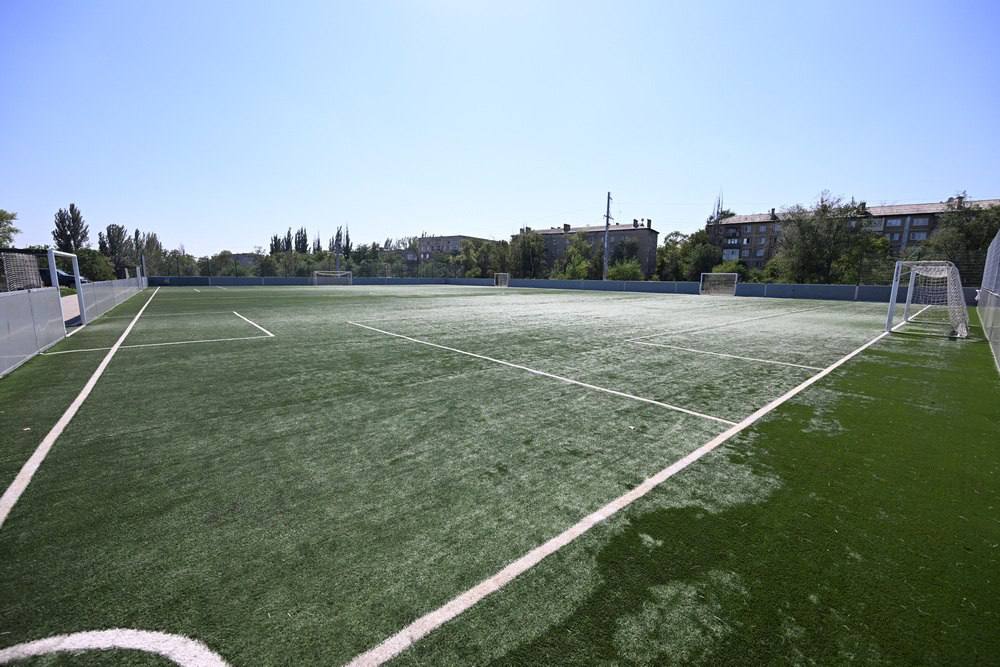 Денис Пушилин коротко о важном: В 2026 году возведем новые физкультурно-оздоровительные комплексы, построим теннисный зал, бассейны, обустроим футбольные поля и баскетбольно-волейбольную площадку Денис Пушилин коротко о важном: В 2026 году возведем новые физкультурно-оздоровительные комплексы, построим теннисный зал, бассейны, обустроим футбольные поля и баскетбольно-волейбольную площадку