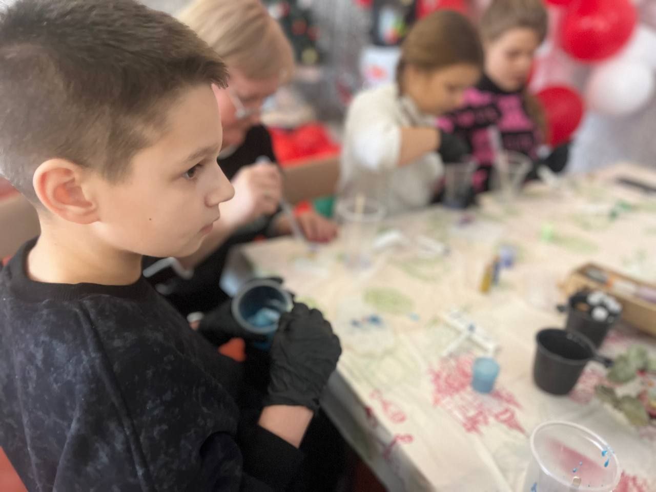 МАГИЯ СВОИМИ РУКАМИ В ПЕРИОД ЗИМНИХ КАНИКУЛ МАГИЯ СВОИМИ РУКАМИ В ПЕРИОД ЗИМНИХ КАНИКУЛ