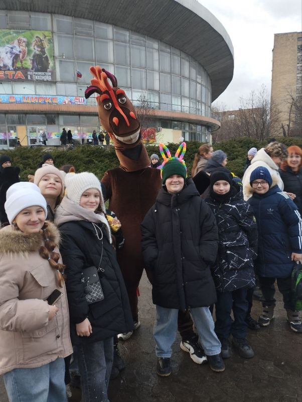 Поездка в театрально-зрелищное учреждение культуры Поездка в театрально-зрелищное учреждение культуры