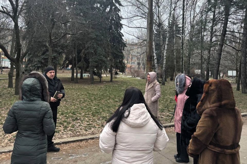 �������, 12 ������, ������������ ������ ���������� ���������������� ������ ������ �������� ������ ������� � �������� ����� ���� � 1 �� ����� ���������