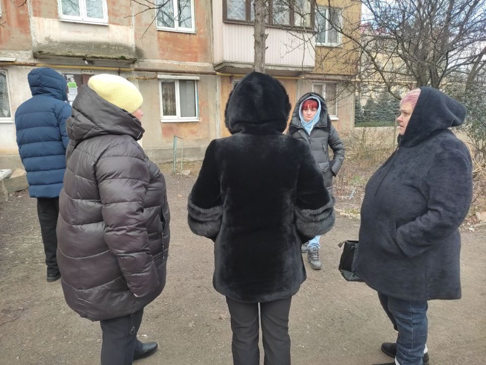 �� ��������� ����� ��� ������ ��������, 13 ������ ������-�������� ��������� ������� ������� ������� � �������� ���������� ������ �� ���������������� ���������� �� ��. ���������, 206