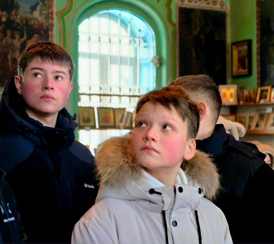 Свет Крещения: погружение в традиции и веру Свет Крещения: погружение в традиции и веру