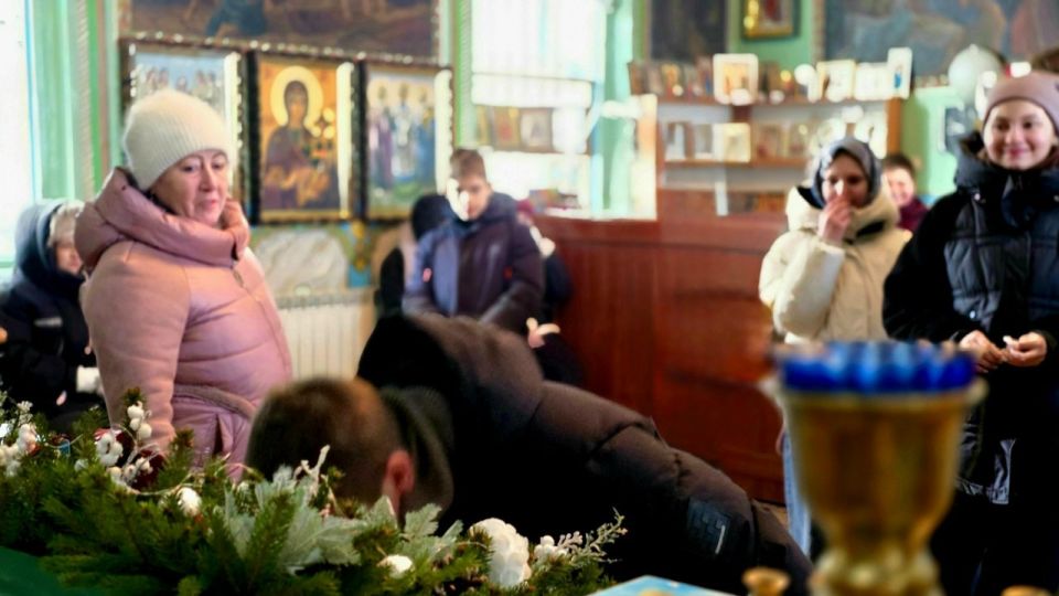 Свет Крещения: погружение в традиции и веру Свет Крещения: погружение в традиции и веру