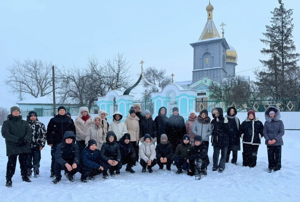 Свет Крещения: погружение в традиции и веру Свет Крещения: погружение в традиции и веру