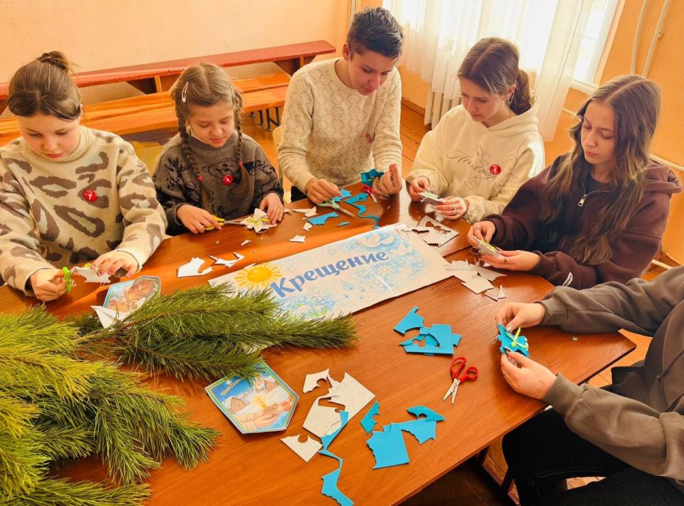 В преддверии одного из самых светлых и древних православных праздников школы Макеевки наполнились творчеством и духовным смыслом! В преддверии одного из самых светлых и древних православных праздников школы Макеевки наполнились творчеством и духовным смыслом!