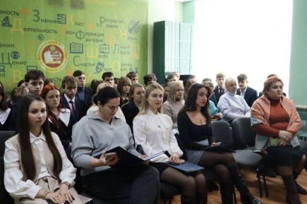 Блокадные строки и донбасские дни: Вечная память героям