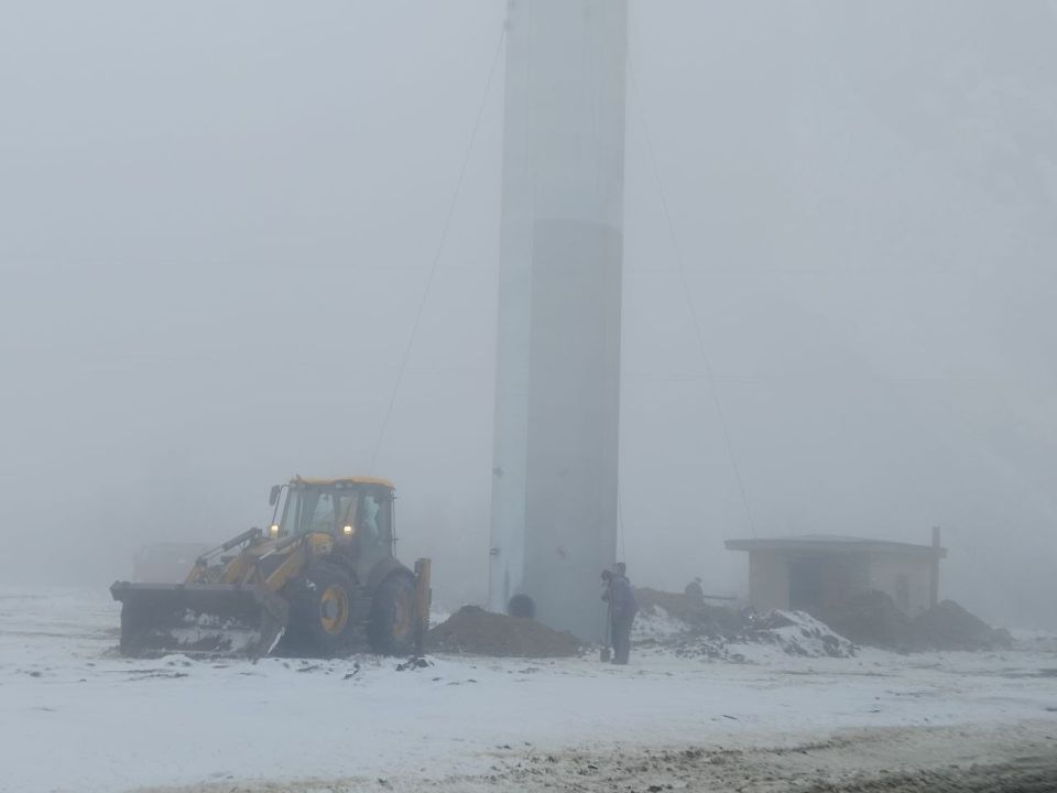29 января, с целью стабилизации водоснабжения филиалом «Макеевское ПУВКХ» ГУП ДНР «Вода Донбасса» ведутся подготовительные работы по запуску водонапорной башни объемом 160 м3 по ул. Кремлевской