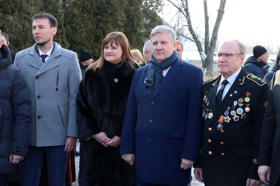 ������ �������: ����� � ��� � �������� ������� ����� ���������� � �����������