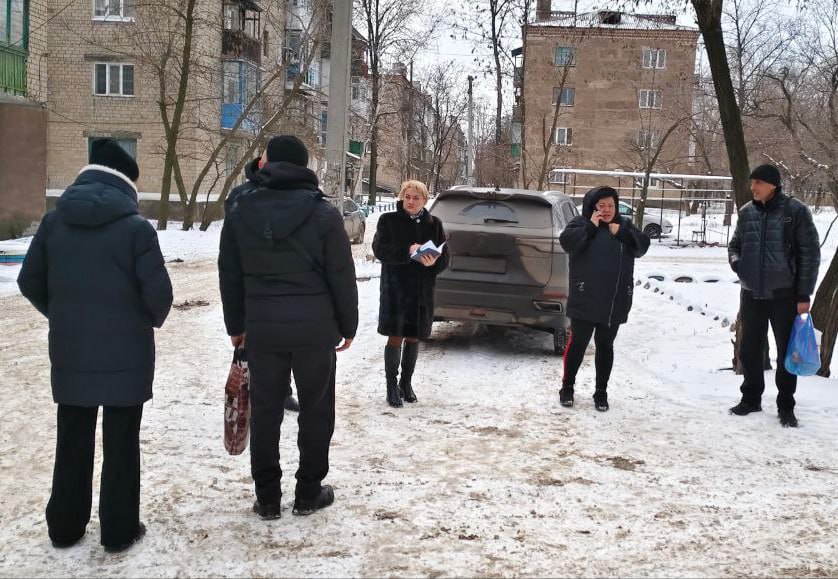 Юлия Крюкова провела встречу с жителями Горняцкого района Макеевки