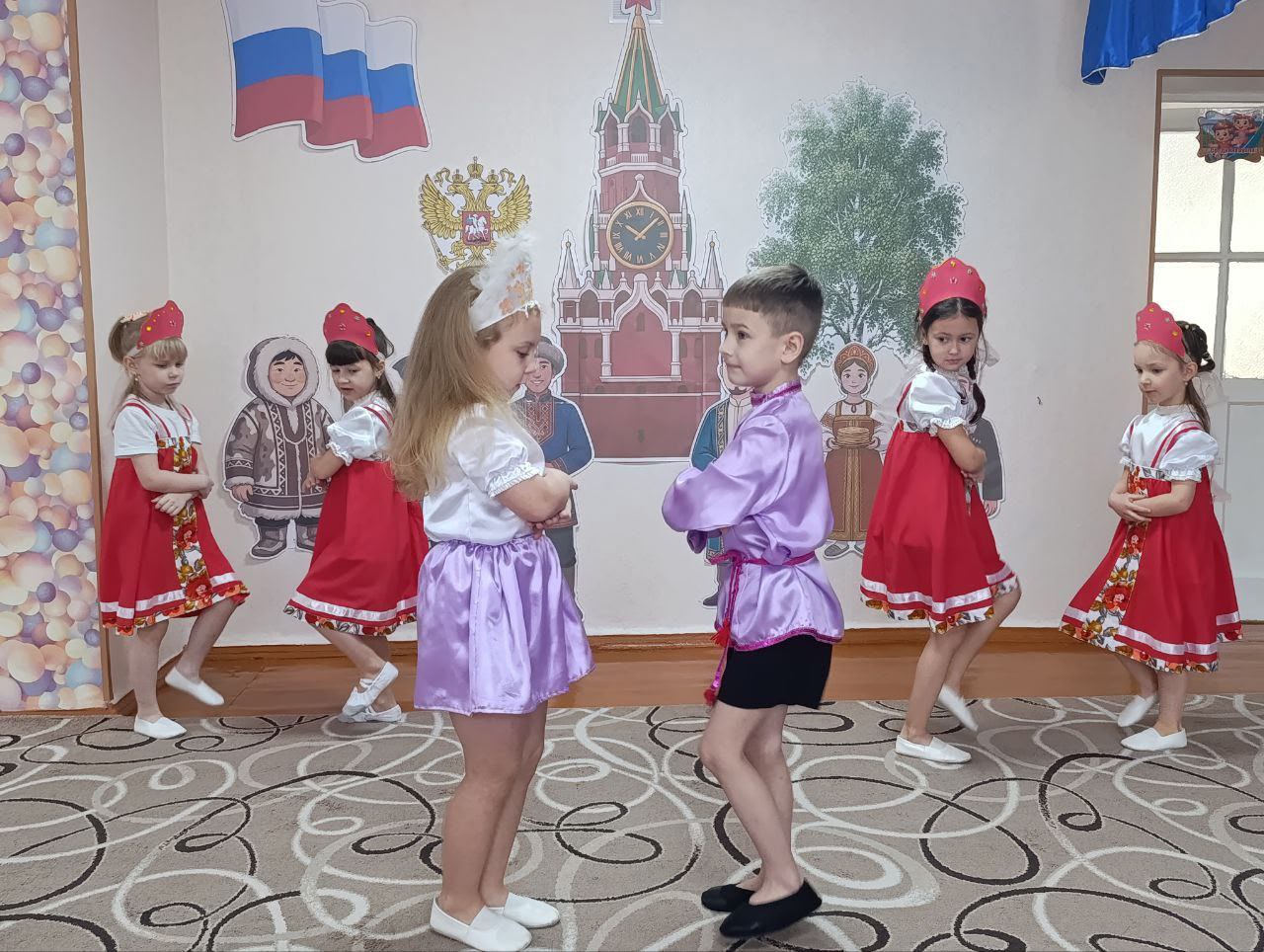 В ГБДОУ "ДЕТСКИЙ САД № 84 Г.О. МАКЕЕВКА" ДНР успешно проведено торжественное мероприятие, посвященное открытию Года единства народов России В ГБДОУ "ДЕТСКИЙ САД № 84 Г.О. МАКЕЕВКА" ДНР успешно проведено торжественное мероприятие, посвященное открытию Года единства народов России