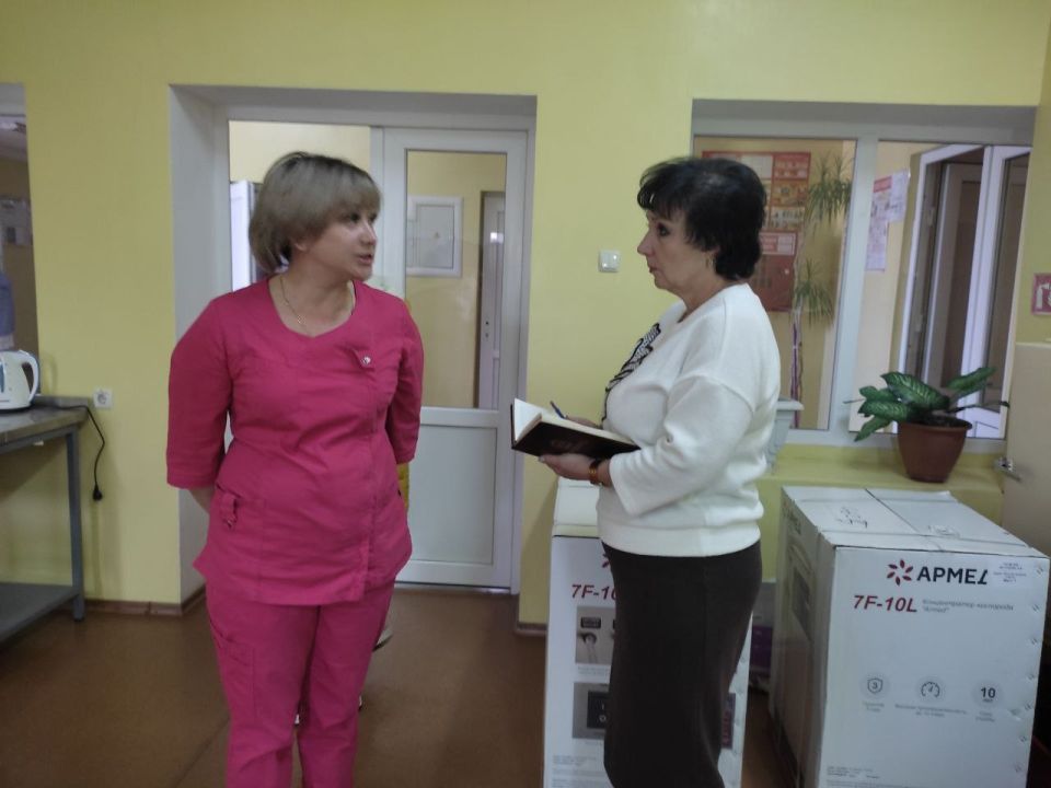 ��������� ��������: �������, 4 �������, ������� ������� � �������� ����������� ������������� ��������� � 1 ������� ��������� ����������� �������� �. ��������