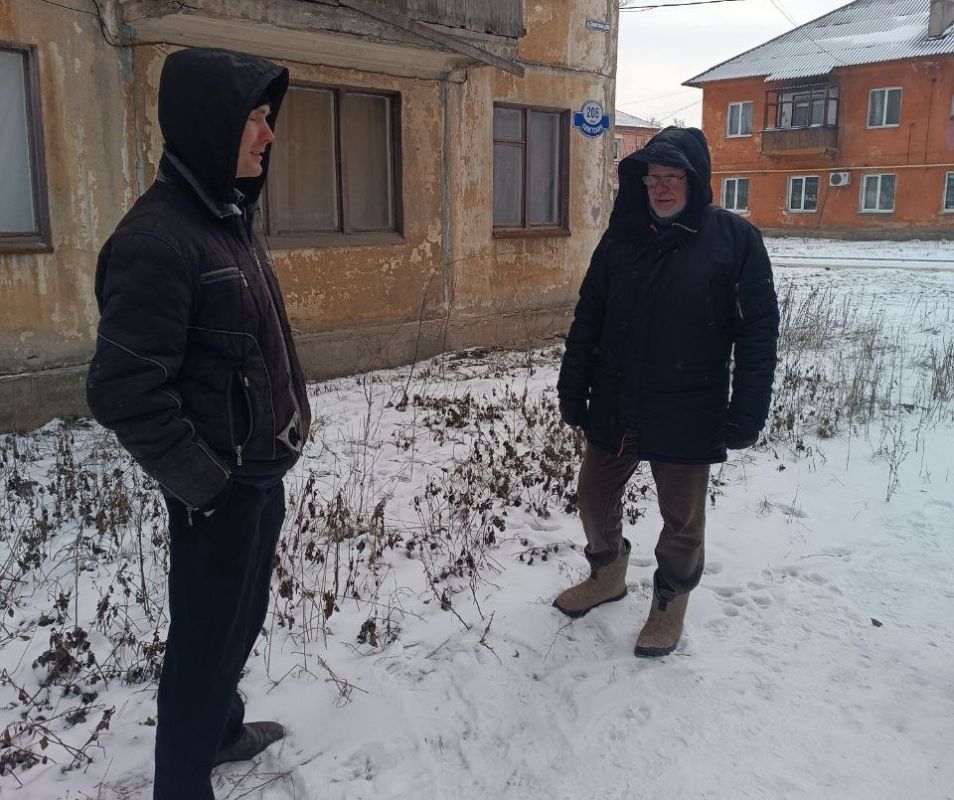 �� ���������� ��������� ����� ��� ������ ��������, 5 �������, ������-�������� ����� ������� ������ ������� � �������� ���������� ������ �� ���������������� ���������� �� ��. ���������, 206