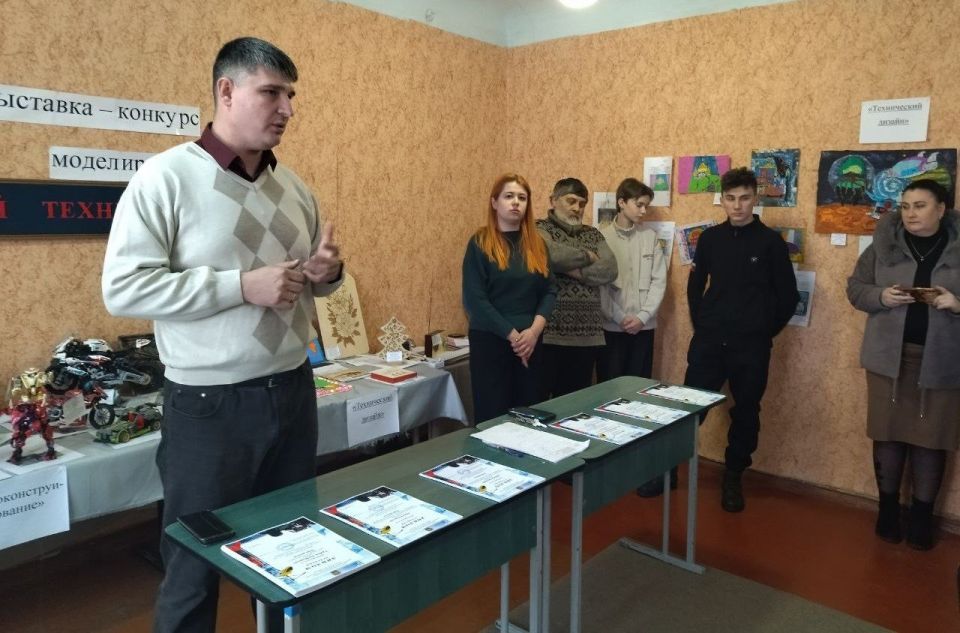 7 февраля 2026 года в стенах Муниципального бюджетного учреждения дополнительного образования "Станция юных техников города Макеевки" царила праздничная атмосфера 7 февраля 2026 года в стенах Муниципального бюджетного учреждения дополнительного образования "Станция юных техников города Макеевки" царила праздничная атмосфера