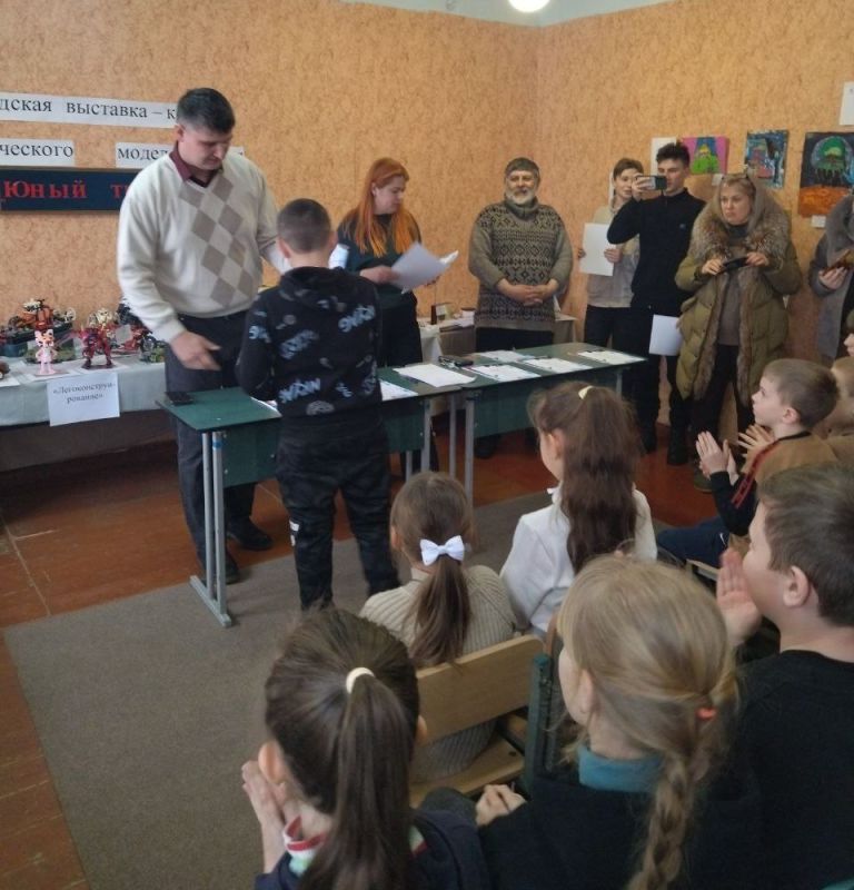 7 февраля 2026 года в стенах Муниципального бюджетного учреждения дополнительного образования "Станция юных техников города Макеевки" царила праздничная атмосфера 7 февраля 2026 года в стенах Муниципального бюджетного учреждения дополнительного образования "Станция юных техников города Макеевки" царила праздничная атмосфера