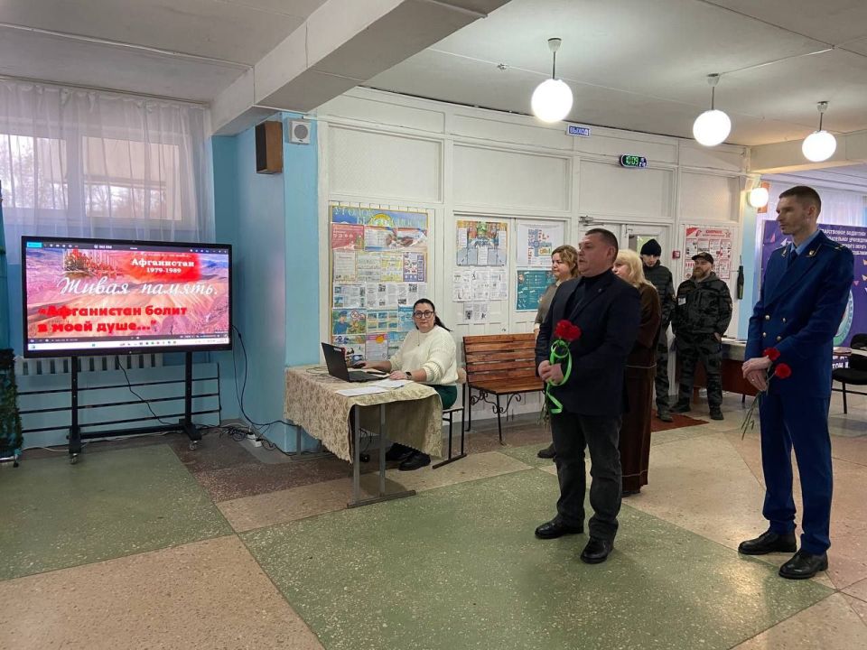 13 февраля 2026 года в ГБОУ "СШ № 32 Г.О. МАКЕЕВКА" состоялось памятное мероприятие "Живая память 13 февраля 2026 года в ГБОУ "СШ № 32 Г.О. МАКЕЕВКА" состоялось памятное мероприятие "Живая память