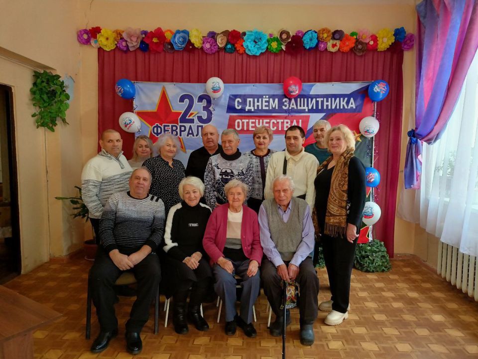 23 февраля вся наша страна торжественно отмечает День защитника Отечества 23 февраля вся наша страна торжественно отмечает День защитника Отечества