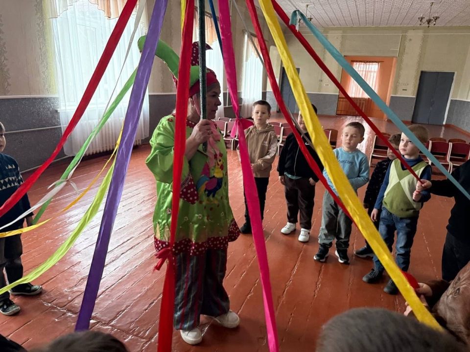 Солнечная Масленица в МБУДО "ДДЮТ": смех, игры и хорошее настроение Солнечная Масленица в МБУДО "ДДЮТ": смех, игры и хорошее настроение