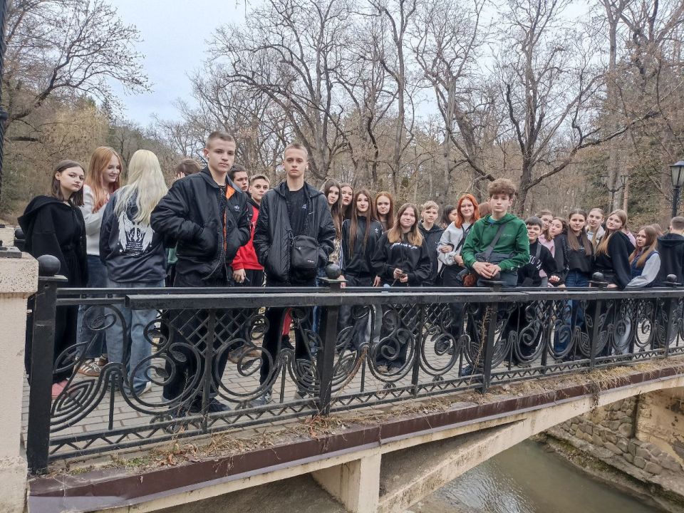 � ������ ������������� ���������� ������� "���� ��������" ������ "������ ������" � ���������� �� ����� � ������������ ���������� 49 �����, � ��� ����� ���� ���������� ��� � ������ �� ����������� �����