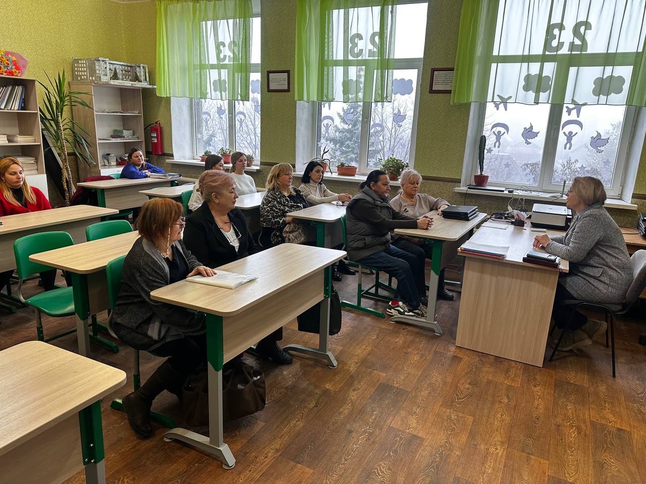 Сегодня, 19 февраля, депутат Макеевского городского совета Татьяна Репунова провела встречу с коллективом ГБОУ "Средняя школа № 11 городского округа Макеевка" Донецкой Народной Республики, в рамках поручения Главы ДНР Дениса...