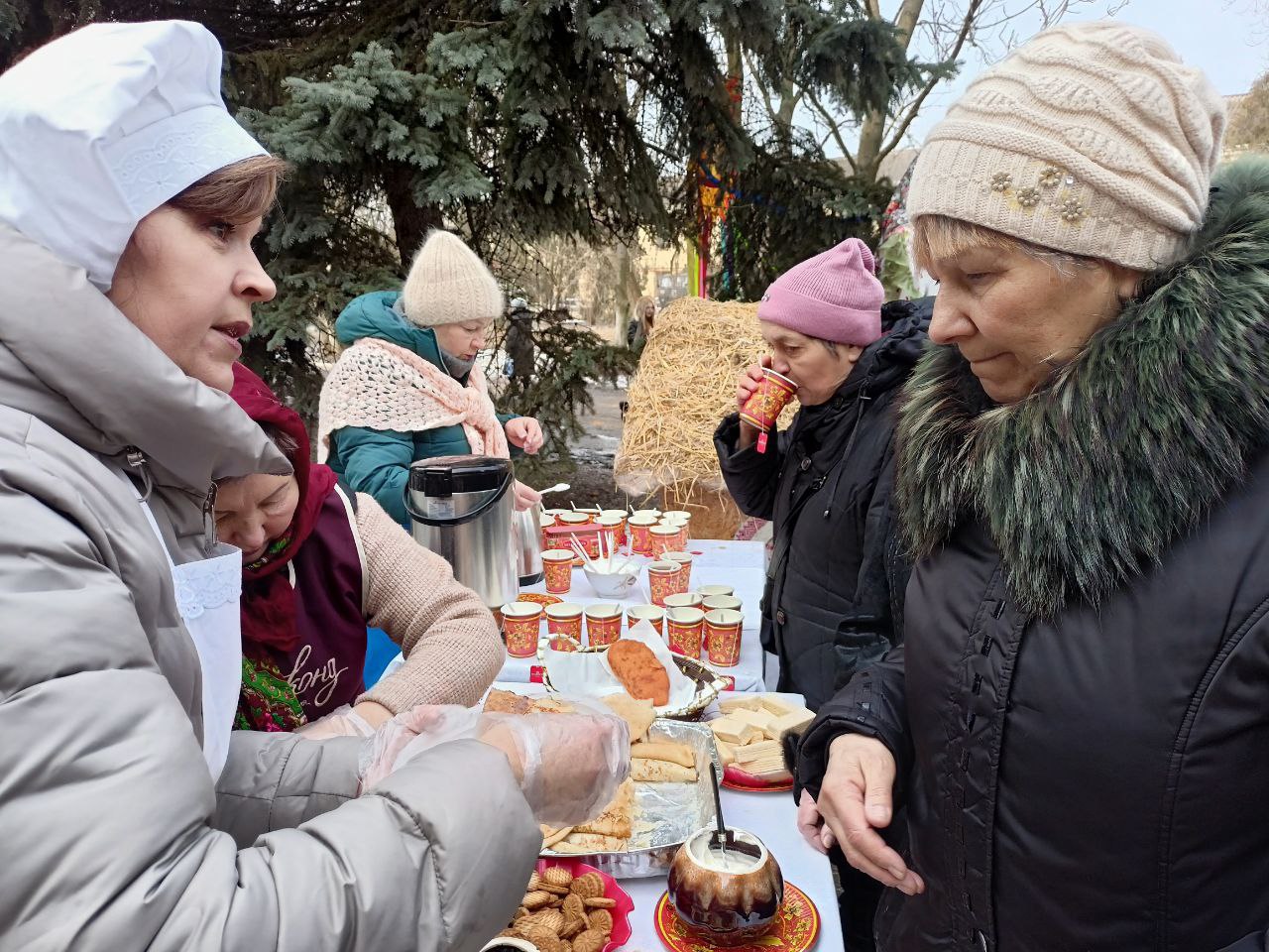 Сегодня, 20 февраля, в Государственном бюджетном учреждении социального обслуживания «Центр социального обслуживания населения Червоногвардейского района города Макеевки» прошло яркое и запоминающееся мероприятие... Сегодня, 20 февраля, в Государственном бюджетном учреждении социального обслуживания «Центр социального обслуживания населения Червоногвардейского района города Макеевки» прошло яркое и запоминающееся мероприятие...