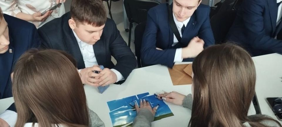 Педагог дополнительного образования: больше, чем профессия Педагог дополнительного образования: больше, чем профессия