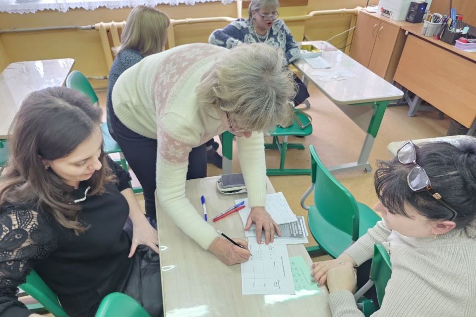 � ���� "�� � 49 �.�. ��������" ��������� �������-���������, �������������� ��������������� ������������ ������� � "�������" ��� ������������ ��������� ����� ��������