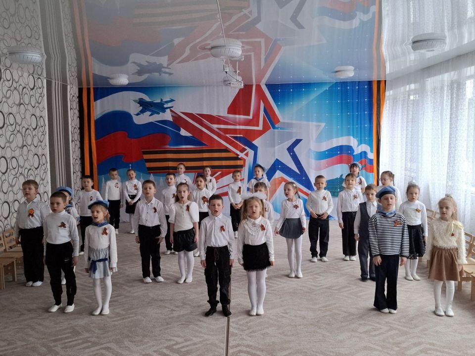 В дошкольных учреждениях городского округа Макеевка состоялись праздничные мероприятия, посвященные Дню защитника Отечества В дошкольных учреждениях городского округа Макеевка состоялись праздничные мероприятия, посвященные Дню защитника Отечества