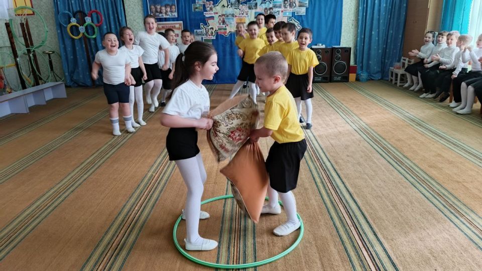 В дошкольных учреждениях городского округа Макеевка состоялись праздничные мероприятия, посвященные Дню защитника Отечества В дошкольных учреждениях городского округа Макеевка состоялись праздничные мероприятия, посвященные Дню защитника Отечества