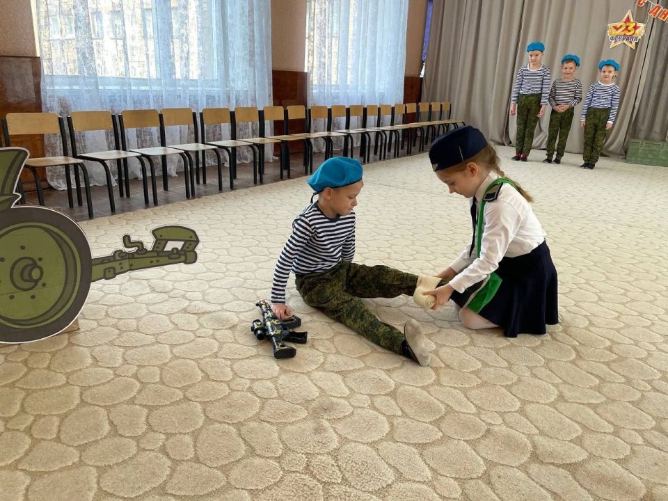 В дошкольных учреждениях городского округа Макеевка состоялись праздничные мероприятия, посвященные Дню защитника Отечества В дошкольных учреждениях городского округа Макеевка состоялись праздничные мероприятия, посвященные Дню защитника Отечества