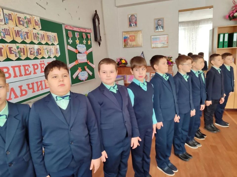 �������� 23 ������� � 4-� ������ ���� "����� � 1 �.�. ��������" ����� ��� �����������: ������ ������� ��������� ���� ��������!