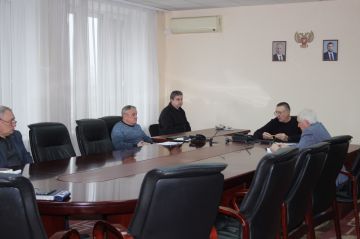 �������, 24 �������, ������� ����������� ���������� ������ ����� ��������� ������ ������� �� ������: �.�. ��������, �. ��������, ��. ���������, 2, �� ��������� ����� ��� ������ ��������