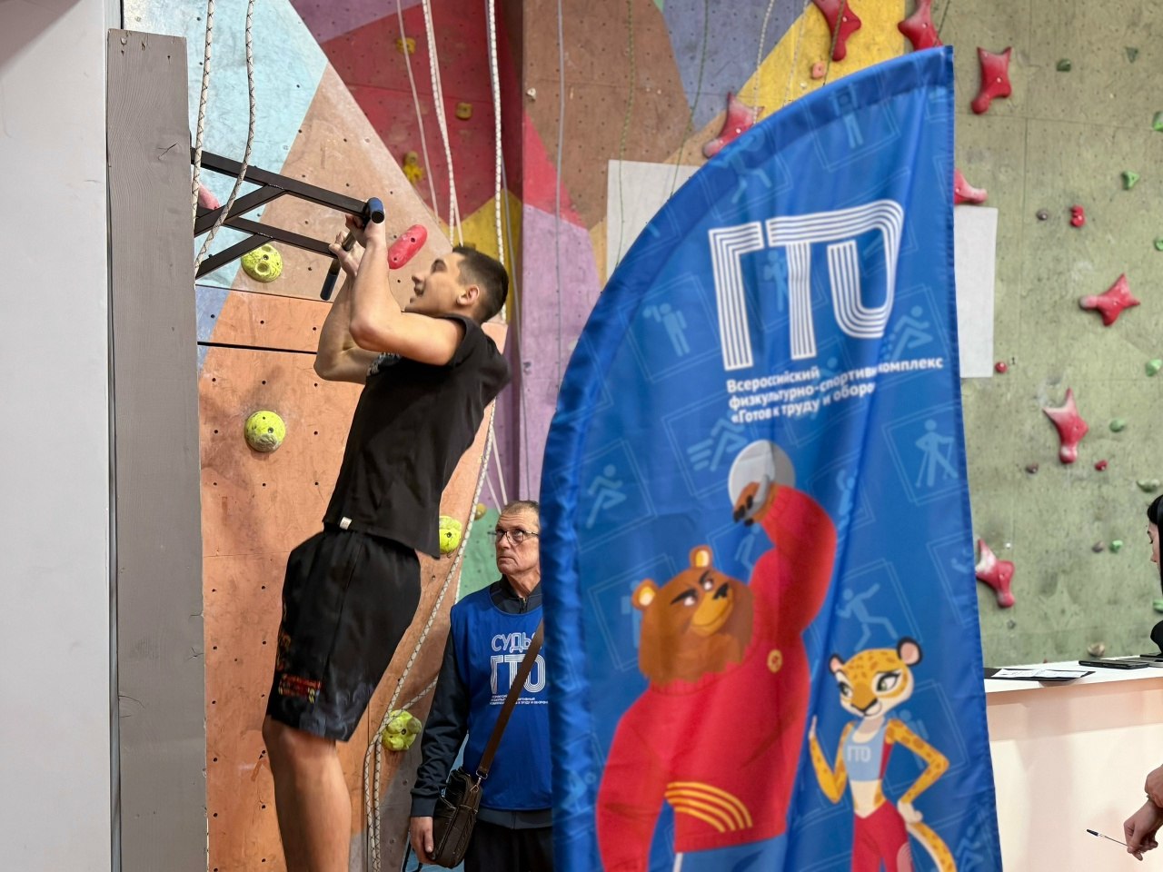 10 и 12 февраля в Макеевке, на базе Центра физической культуры и здорового образа жизни "Спорт для всех", состоялся первый этап выполнения нормативов Всероссийского физкультурно-спортивного комплекса "Готов к труду и... 10 и 12 февраля в Макеевке, на базе Центра физической культуры и здорового образа жизни "Спорт для всех", состоялся первый этап выполнения нормативов Всероссийского физкультурно-спортивного комплекса "Готов к труду и...