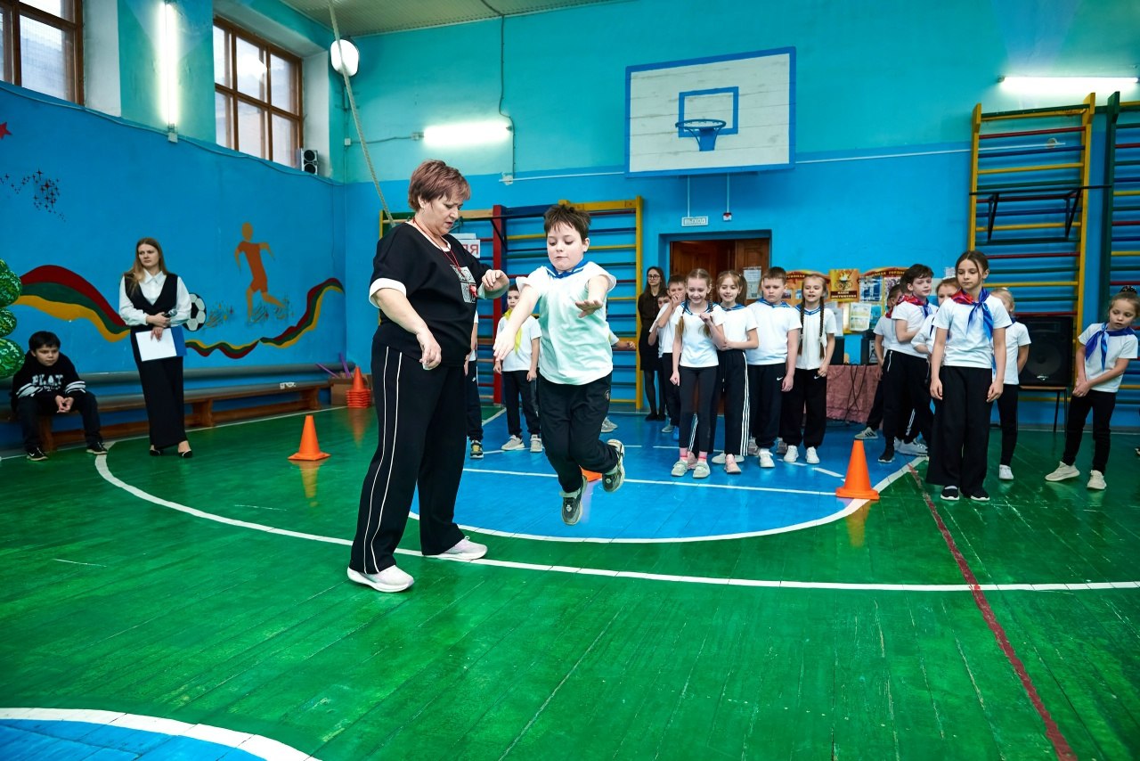 Накануне Дня защитника Отечества школьные стены ГБОУ "НШ № 5 Г.О. МАКЕЕВКА" стали ареной для спортивно-патриотического праздника Накануне Дня защитника Отечества школьные стены ГБОУ "НШ № 5 Г.О. МАКЕЕВКА" стали ареной для спортивно-патриотического праздника