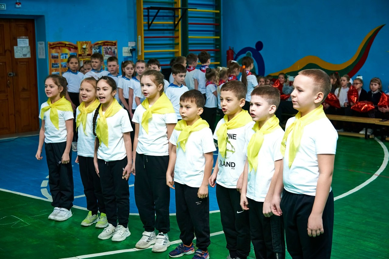 Накануне Дня защитника Отечества школьные стены ГБОУ "НШ № 5 Г.О. МАКЕЕВКА" стали ареной для спортивно-патриотического праздника Накануне Дня защитника Отечества школьные стены ГБОУ "НШ № 5 Г.О. МАКЕЕВКА" стали ареной для спортивно-патриотического праздника