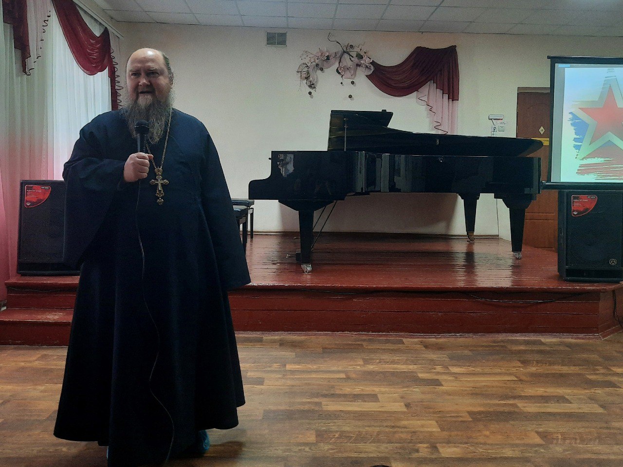 Праздничный концерт, посвящённый Дню защитника Отечества – это не просто концерт, а настоящий творческий подарок, сотканный из таланта, души и глубокого уважения к защитникам Праздничный концерт, посвящённый Дню защитника Отечества – это не просто концерт, а настоящий творческий подарок, сотканный из таланта, души и глубокого уважения к защитникам