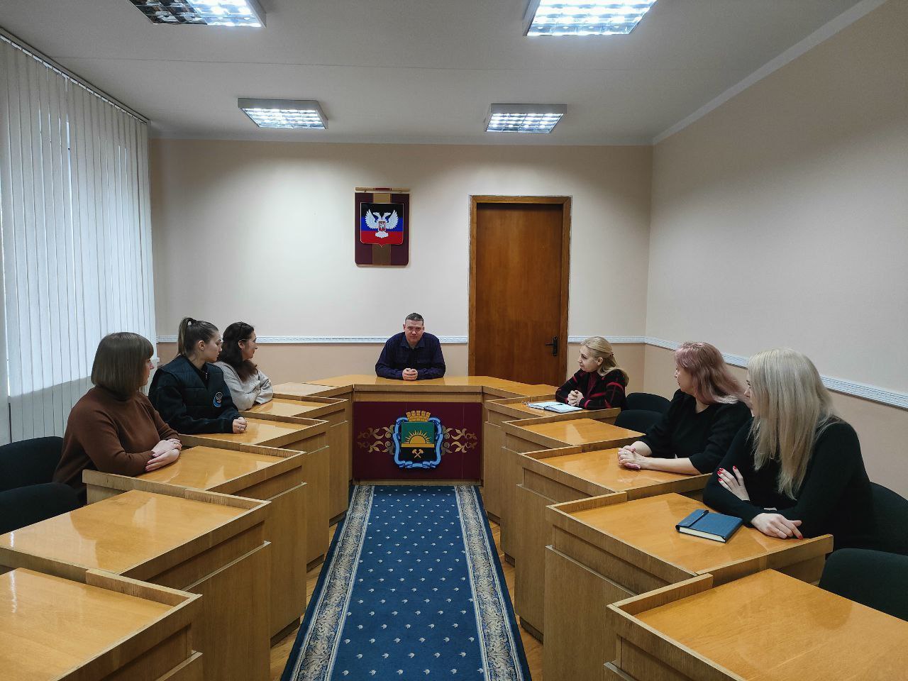 Акция «Зажгите свечи» в память о Защитниках Отечества прошла во Дворце культуры ЯКХЗ (структурном подразделении «МБУ ГДК им.В.Г.Кирсановой». Мероприятие состоялось с целью реализации партийного проекта "Историческая память" Акция «Зажгите свечи» в память о Защитниках Отечества прошла во Дворце культуры ЯКХЗ (структурном подразделении «МБУ ГДК им.В.Г.Кирсановой». Мероприятие состоялось с целью реализации партийного проекта "Историческая память"