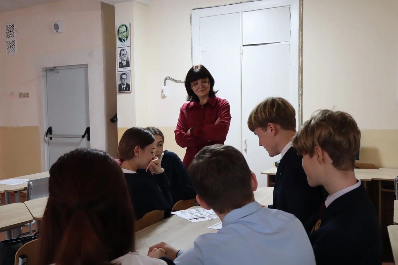 В ГБОУ «ЛИЦЕЙ № 1 Г.О. МАКЕЕВКА» состоялась интерактивная экскурсия «Путешествие в мир цифровых технологий» в рамках Всероссийской акции «Цифровой Я» партпроекта «Мир возможностей» В ГБОУ «ЛИЦЕЙ № 1 Г.О. МАКЕЕВКА» состоялась интерактивная экскурсия «Путешествие в мир цифровых технологий» в рамках Всероссийской акции «Цифровой Я» партпроекта «Мир возможностей»